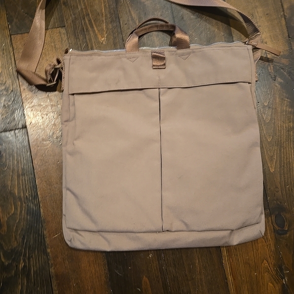 Other - NWOT EVERLANE The Renew Tan Beige Twill Canvas Carry All Travel Tote Bag